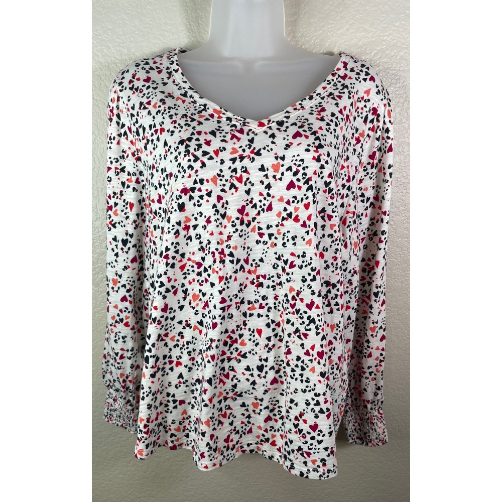 Chicos 2 US Large Top White Heart Leopard Print Long Sleeve V Neck Smocked Chic